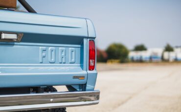 Ford-Bronco-1974-SUV-17