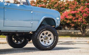 Ford-Bronco-1974-SUV-18