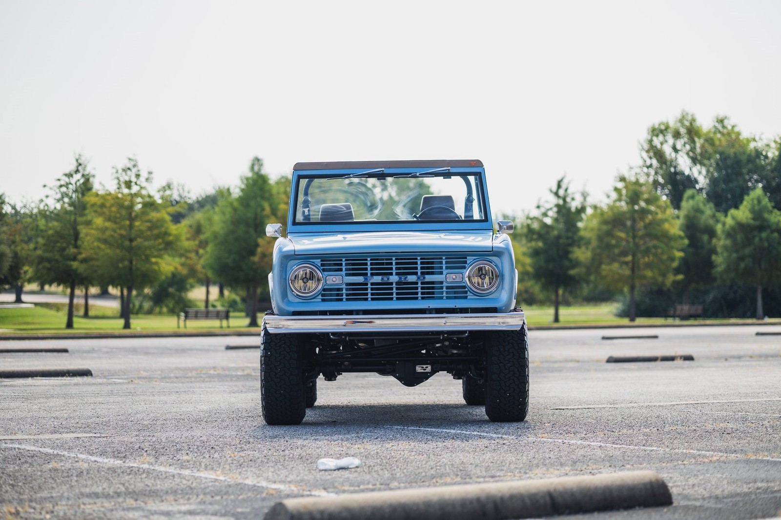 Ford-Bronco-1974-SUV-23