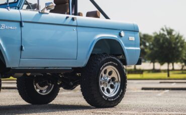 Ford-Bronco-1974-SUV-6