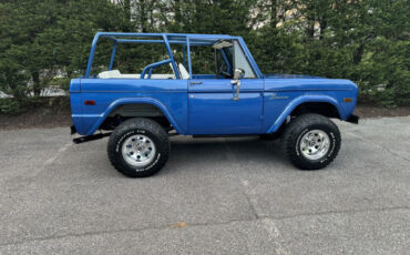 Ford-Bronco-1975-10