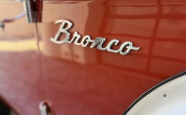 Ford-Bronco-1975-2