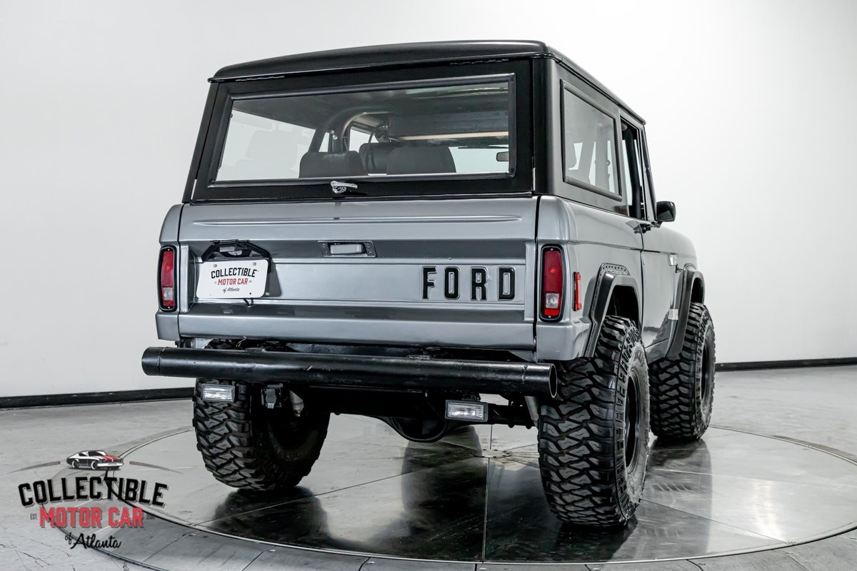 Ford-Bronco-1977-SUV-13
