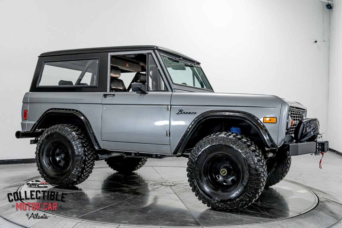 Ford-Bronco-1977-SUV-17