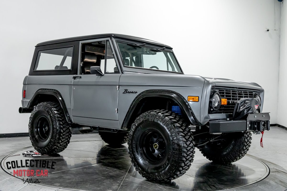 Ford-Bronco-1977-SUV-18