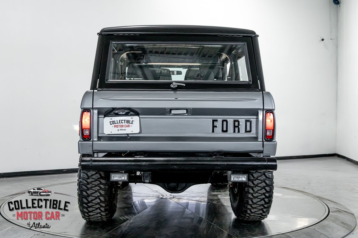Ford-Bronco-1977-SUV-23