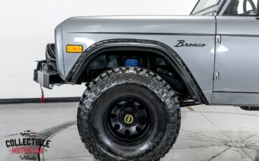 Ford-Bronco-1977-SUV-28