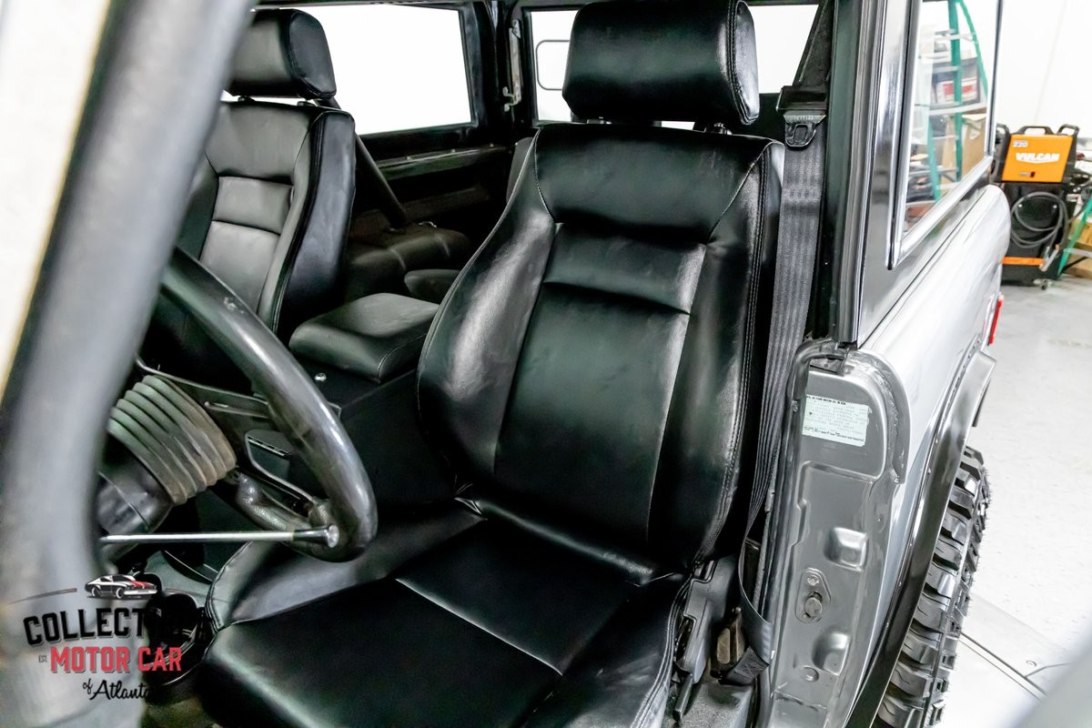 Ford-Bronco-1977-SUV-3