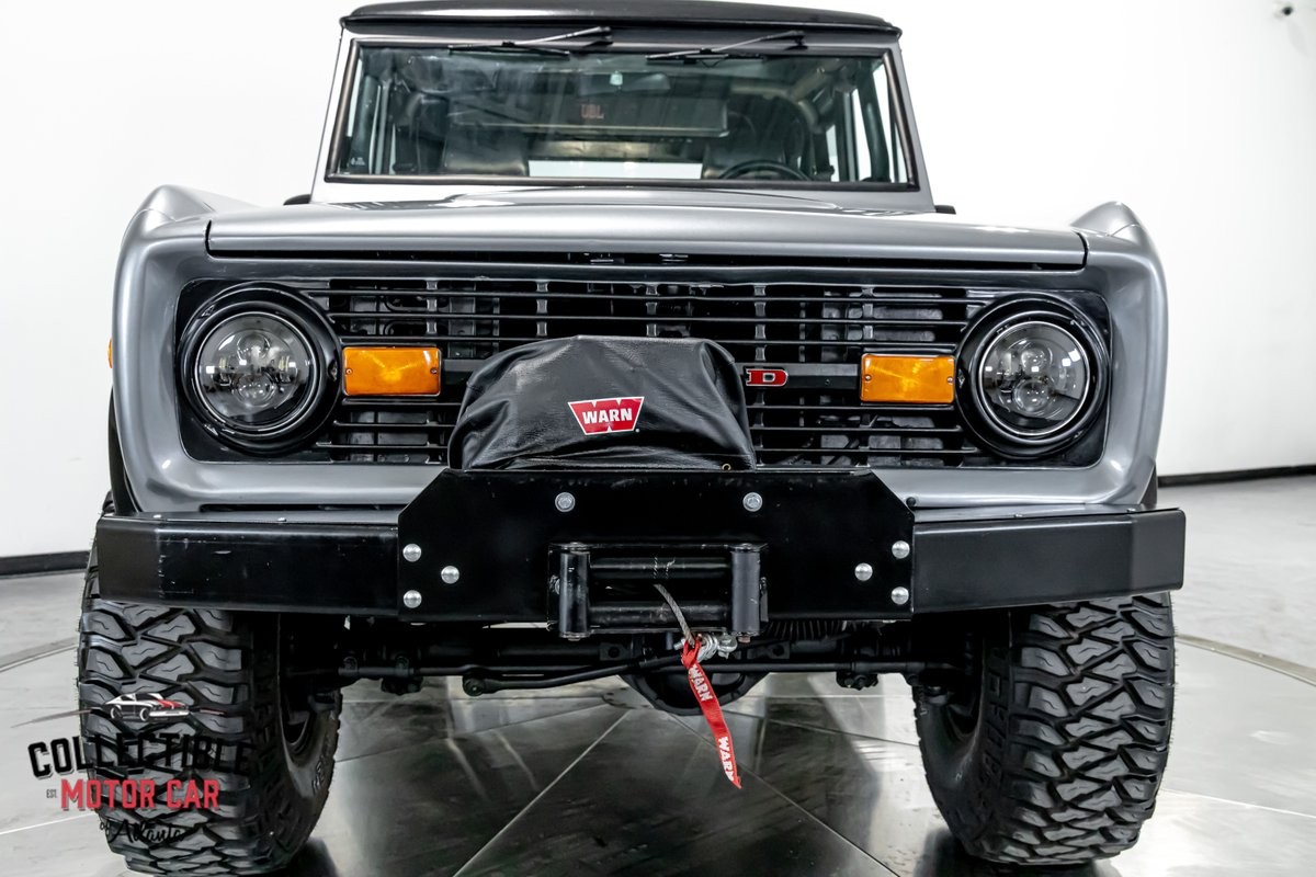 Ford-Bronco-1977-SUV-34