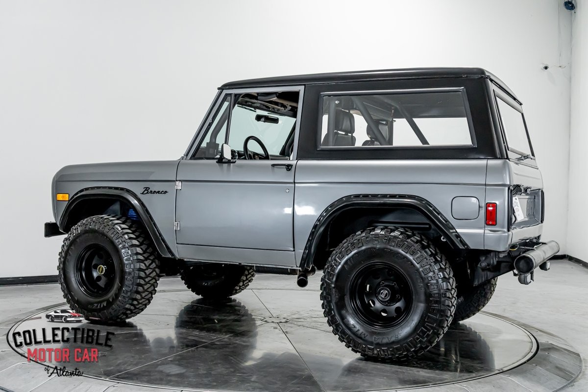 Ford-Bronco-1977-SUV-9