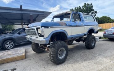 Ford-Bronco-1978-SUV-2