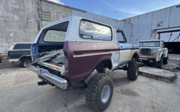 Ford-Bronco-1978-SUV-4