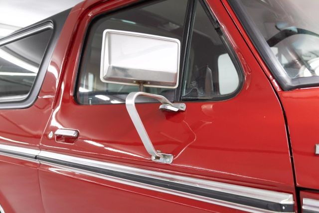 Ford-Bronco-1979-SUV-38