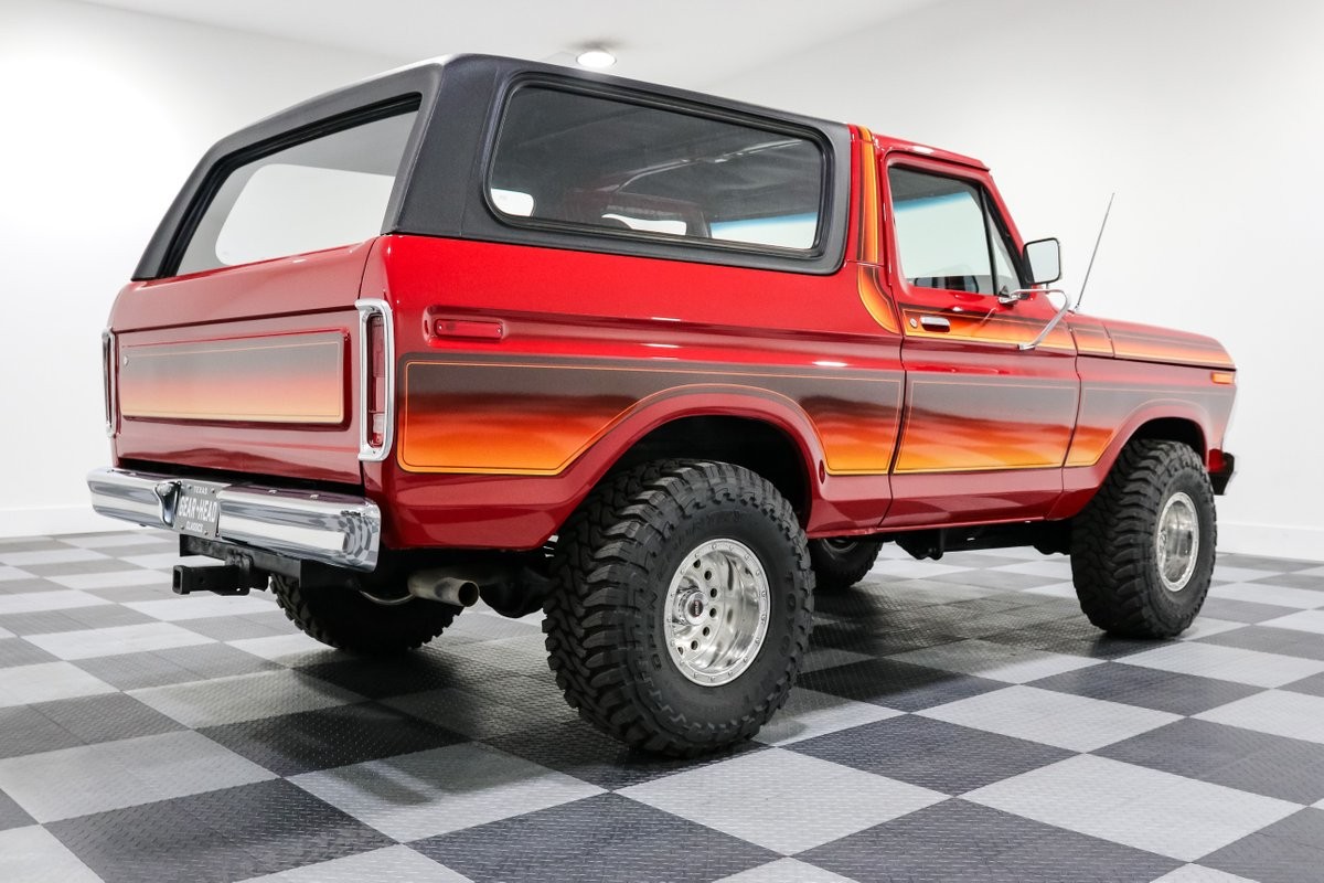 Ford-Bronco-1979-SUV-6