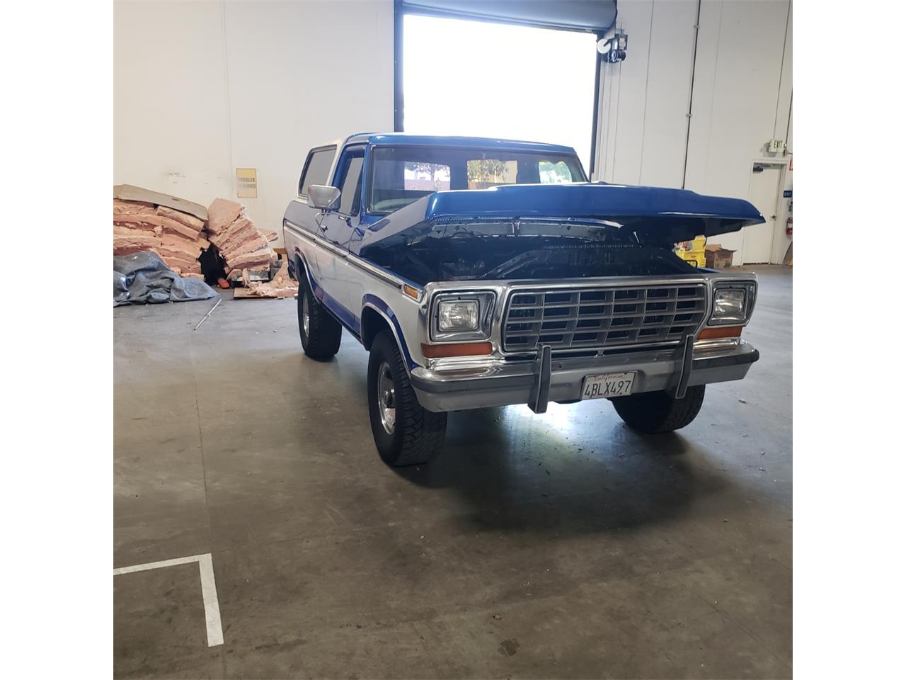 Ford-Bronco-1979-Two-tone-bluewhite-Gray-13