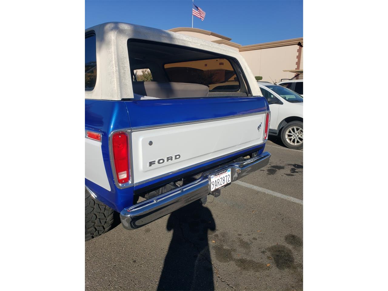 Ford-Bronco-1979-Two-tone-bluewhite-Gray-16