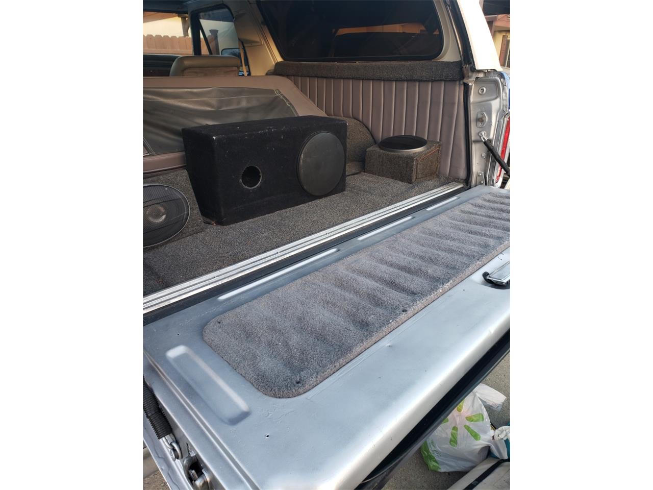 Ford-Bronco-1979-Two-tone-bluewhite-Gray-21