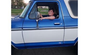 Ford-Bronco-1979-Two-tone-bluewhite-Gray-4