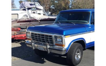Ford-Bronco-1979-Two-tone-bluewhite-Gray-9