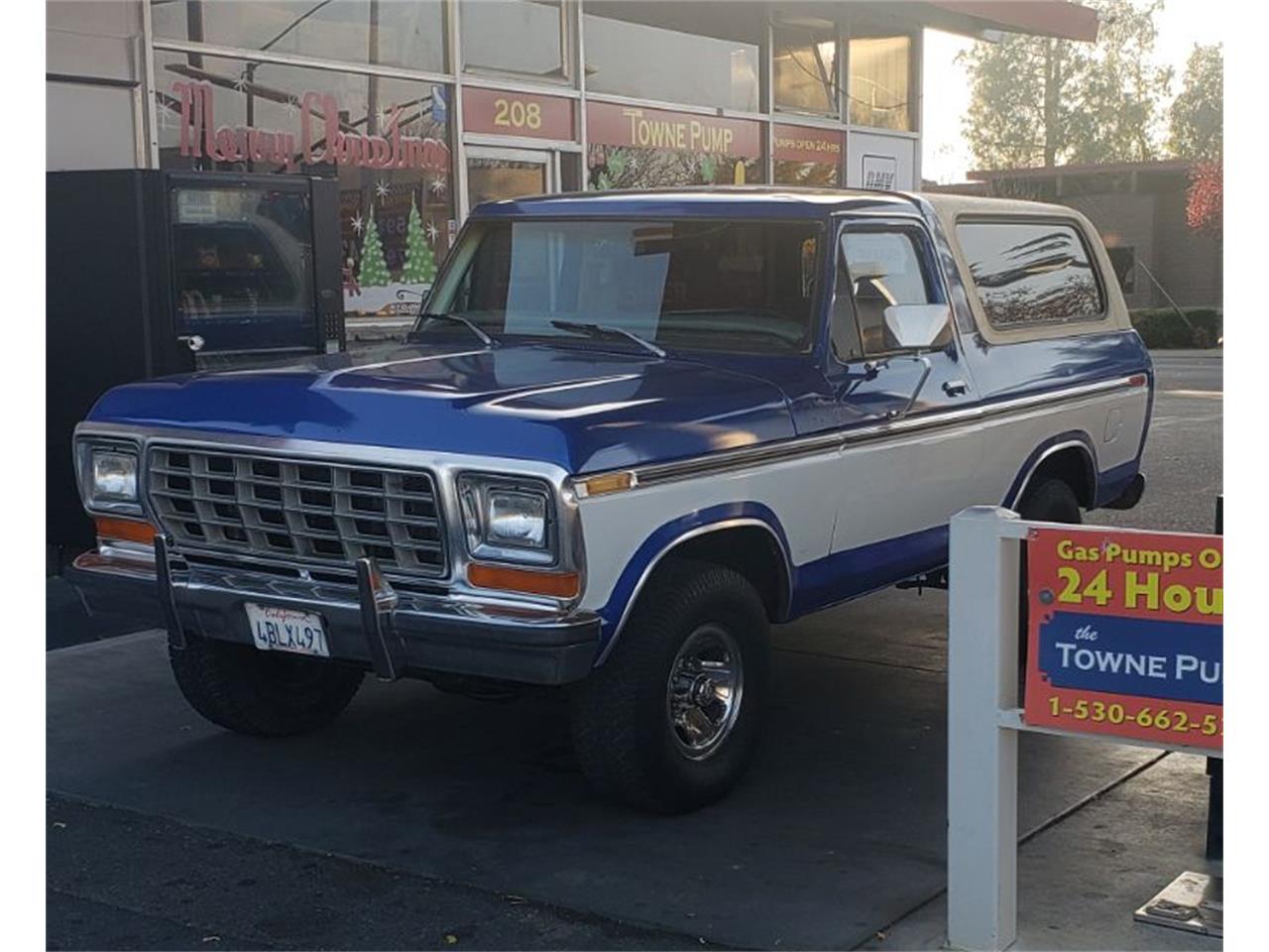 Ford-Bronco-1979-Two-tone-bluewhite-Gray