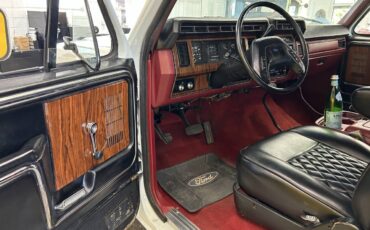 Ford-Bronco-1981-SUV-14