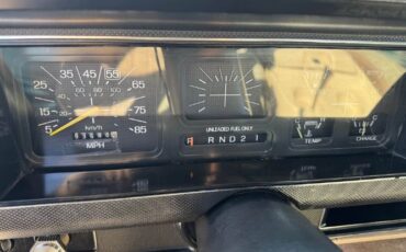 Ford-Bronco-1982-Brown-Tan-1
