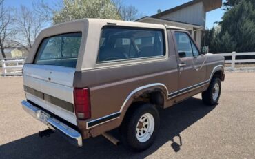 Ford-Bronco-1982-Brown-Tan-16