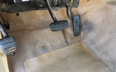 Ford-Bronco-1982-Brown-Tan-8
