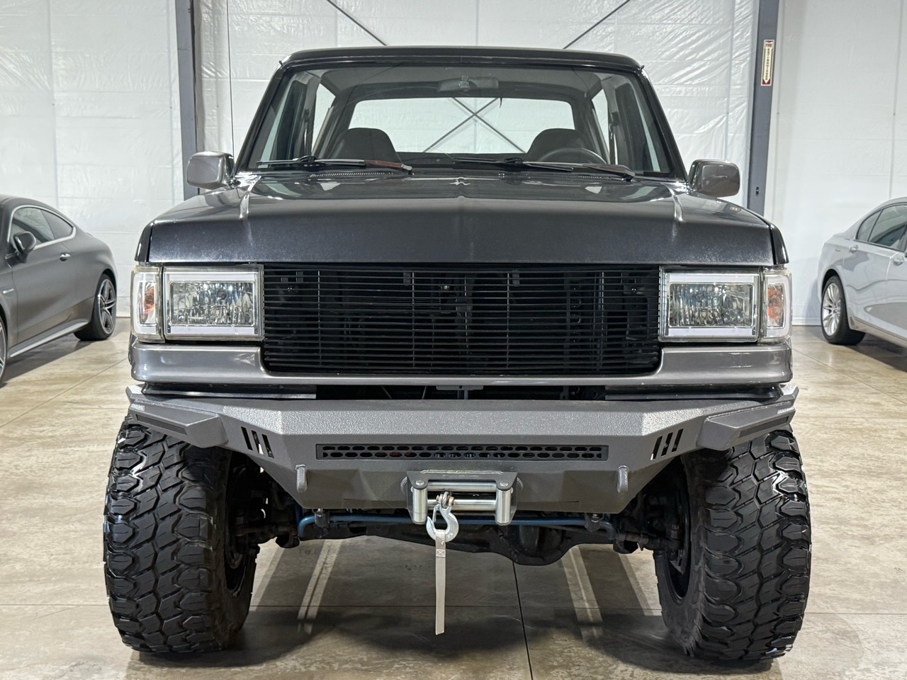 Ford-Bronco-1989-SUV-8