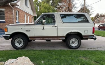 Ford-Bronco-1991-SUV