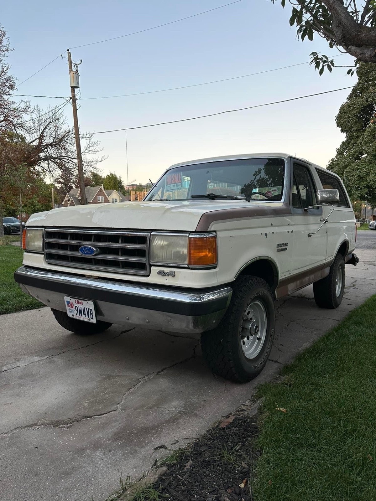 Ford-Bronco-1991-SUV-4