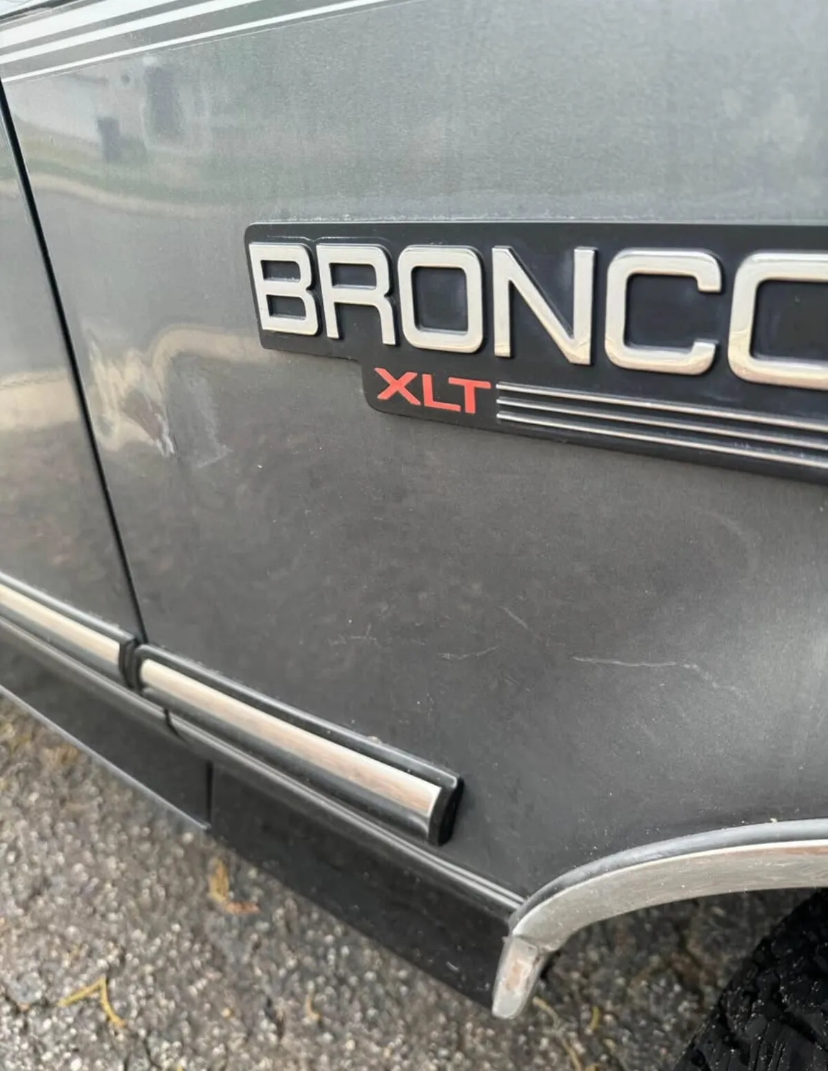 Ford-Bronco-1993-Black-Gray-9