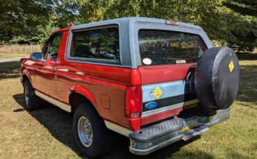 Ford-Bronco-1993-Red-Grey-1