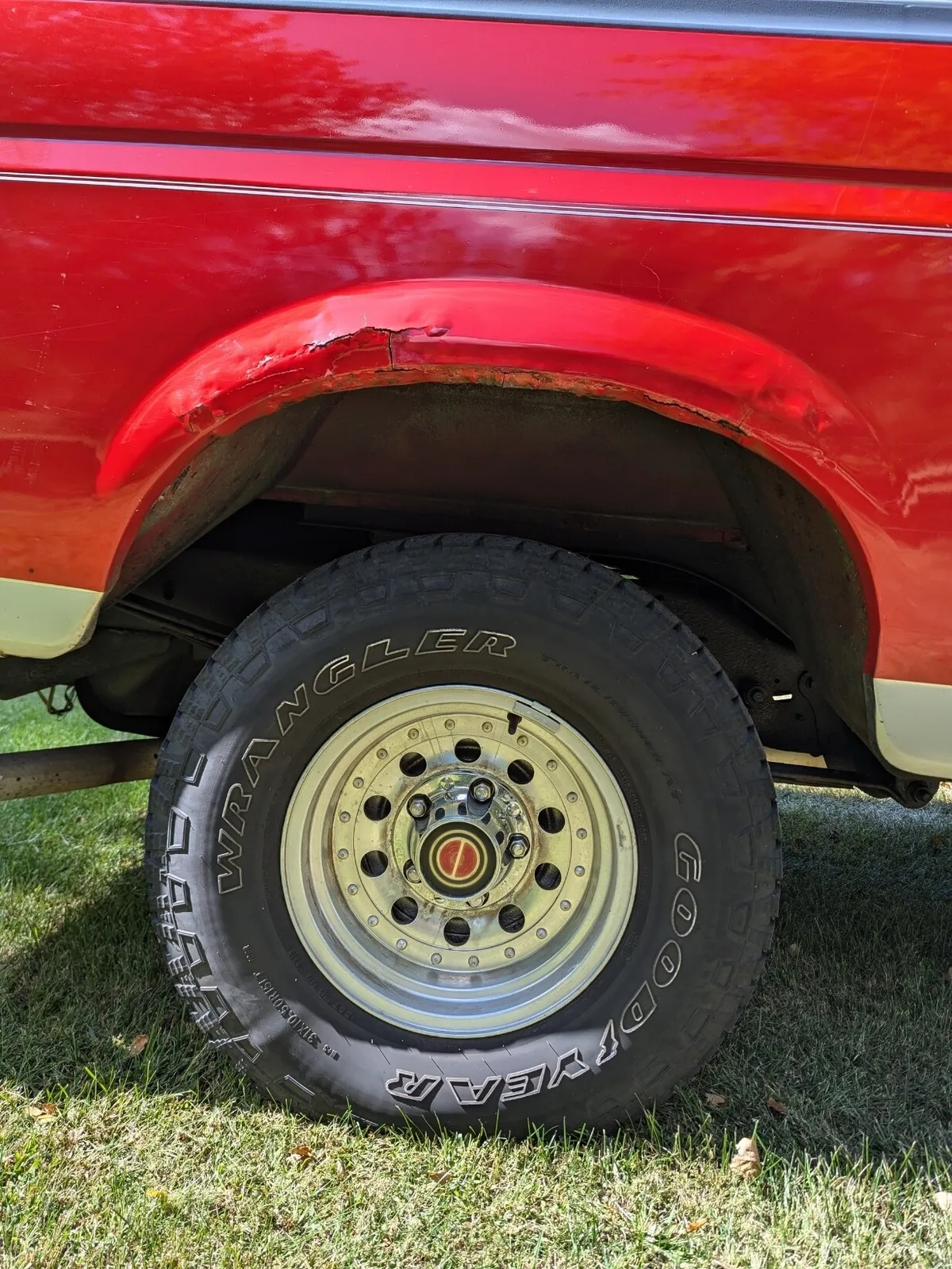 Ford-Bronco-1993-Red-Grey-4