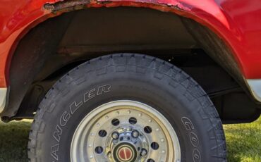 Ford-Bronco-1993-Red-Grey-5