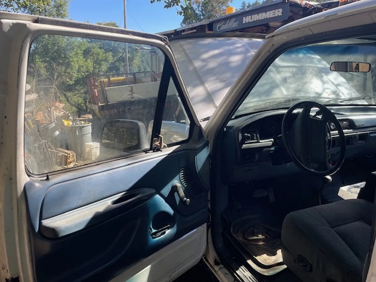 Ford-Bronco-1994-White-Blue-16
