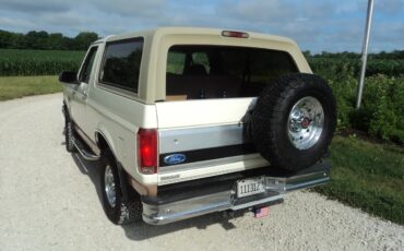 Ford-Bronco-1995-White-Tan-2