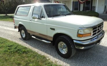 Ford-Bronco-1995-White-Tan-4