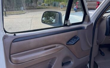 Ford-Bronco-1996-SUV-10