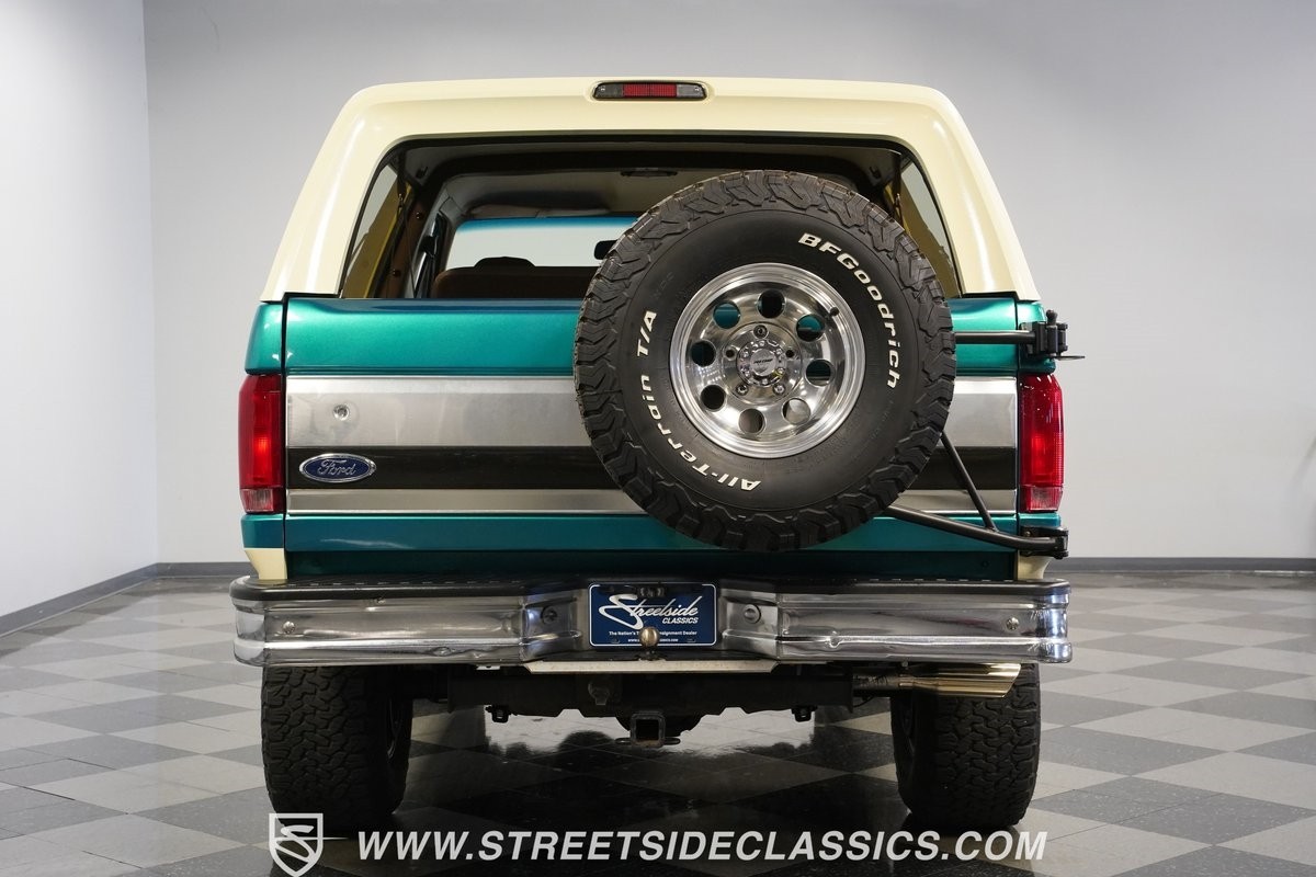 Ford-Bronco-1996-SUV-10