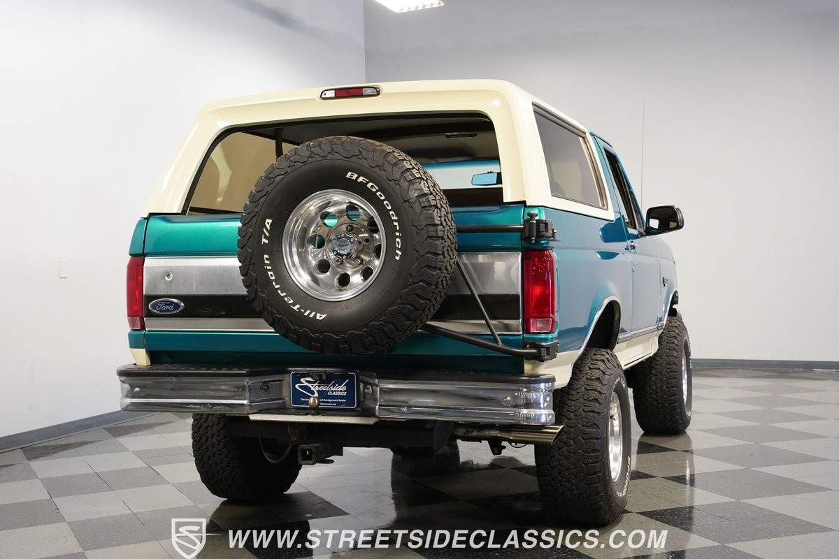 Ford-Bronco-1996-SUV-11