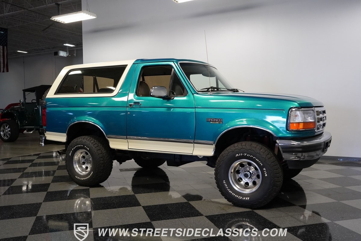 Ford-Bronco-1996-SUV-15