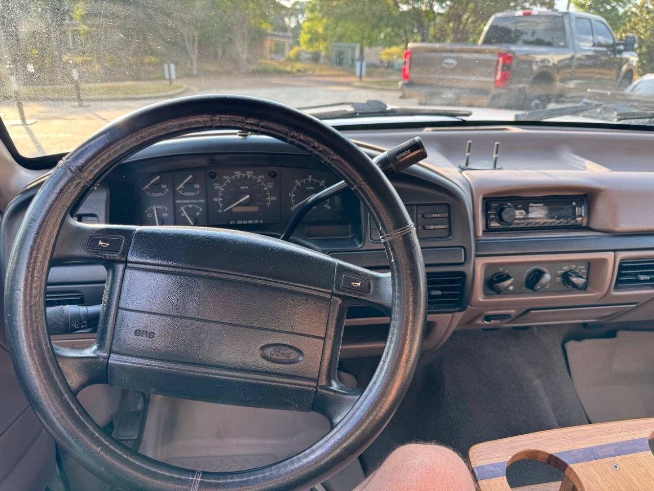 Ford-Bronco-1996-SUV-19