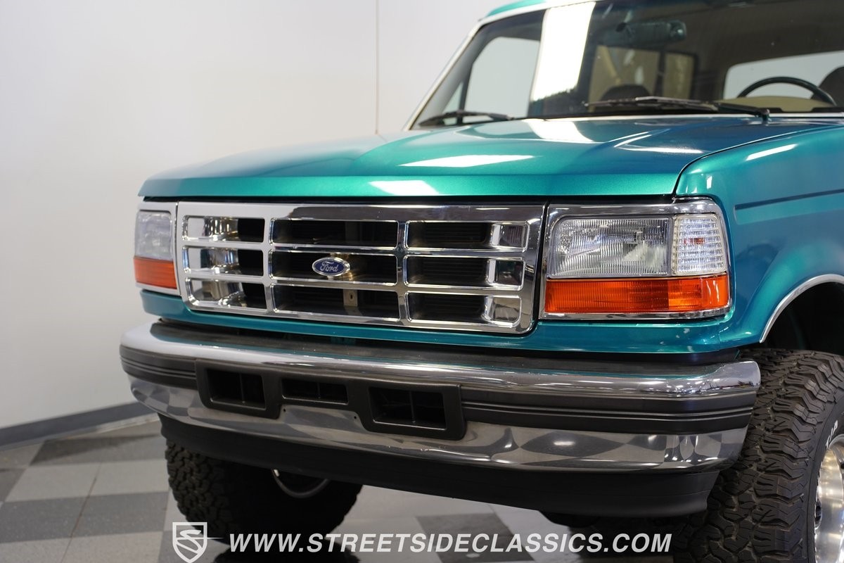 Ford-Bronco-1996-SUV-19