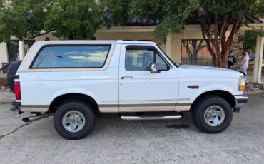Ford-Bronco-1996-SUV-2