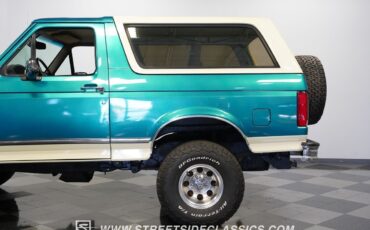 Ford-Bronco-1996-SUV-24