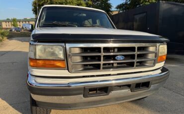 Ford-Bronco-1996-SUV-4