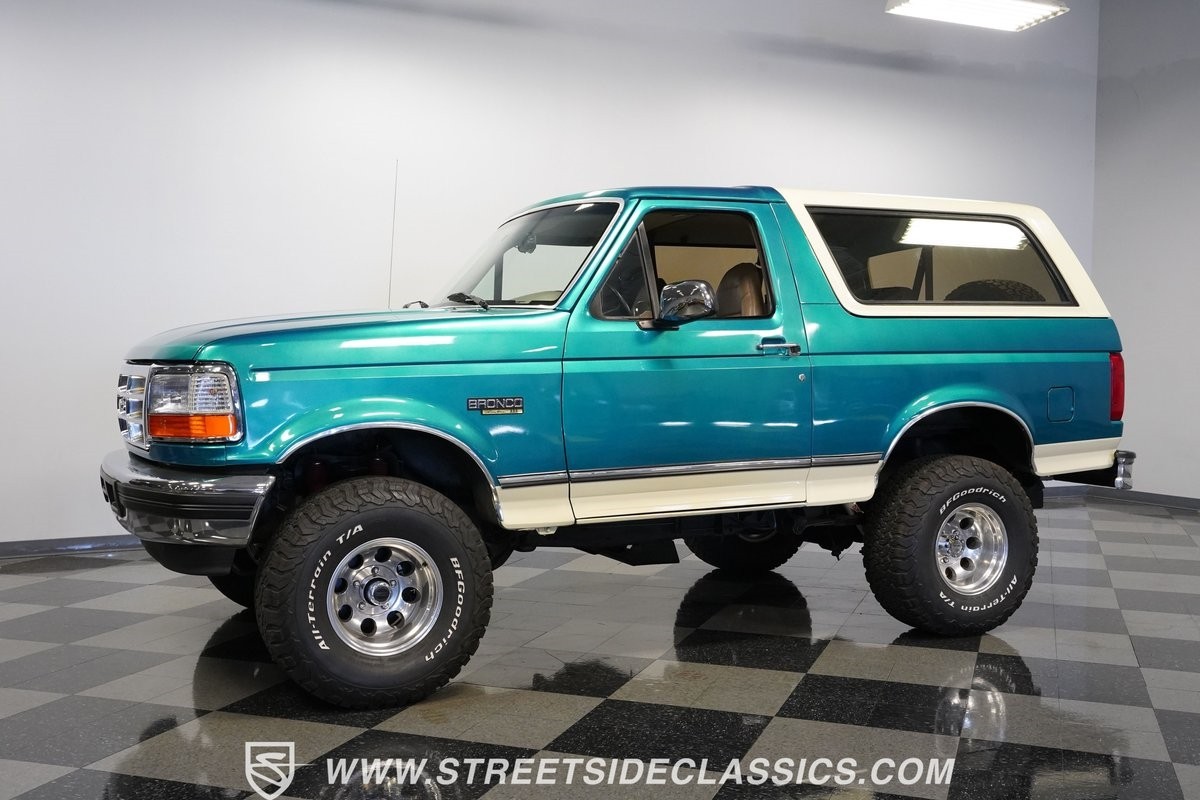 Ford-Bronco-1996-SUV-6