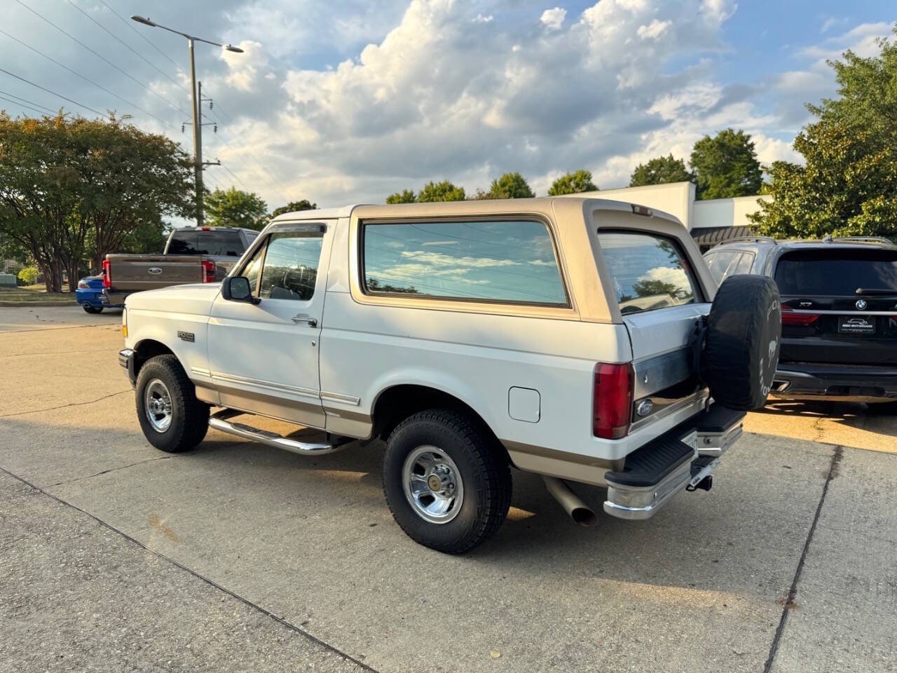 Ford-Bronco-1996-SUV-7