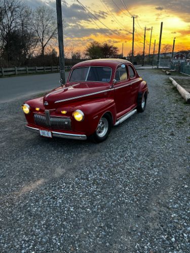 Ford-Business-coupe-1942-9